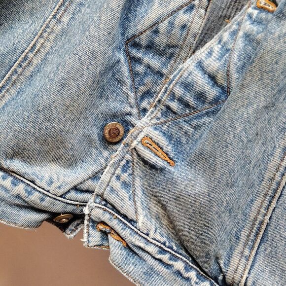 Vintage Jordache jean jacket - Picture 6 of 12